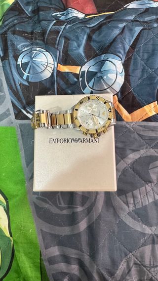 2 Relojes: Invicta y Emporio Armani