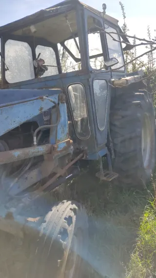 Tractor con pala ocasión