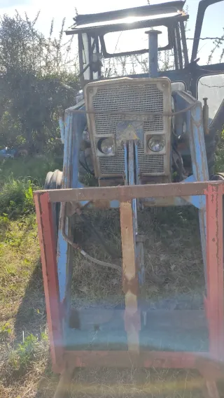 Tractor con pala ocasión