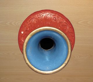 Jarrón oriental vintage chino rojo laca cinabrio