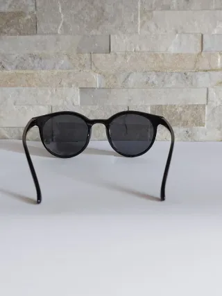 Occhiali da sole neri