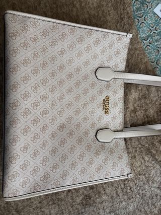 Bolso de viaje Guess beige