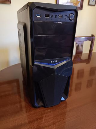 Ordenador Gaming prácticamente nuevo