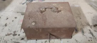 Caja caudales antigua de hierro