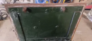 Caja caudales antigua de hierro