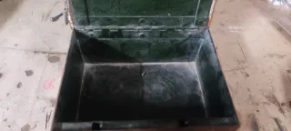 Caja caudales antigua de hierro