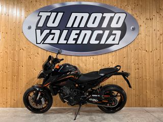 KTM 890 DUKE