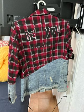 Chaqueta Desigual vaquera bicolor talla 42