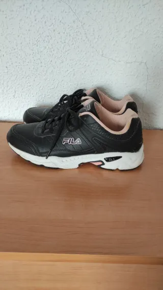 Zapatillas deportivas Fila originales talla 39