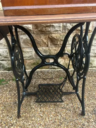 Máquina de coser Singer antigua (1888)