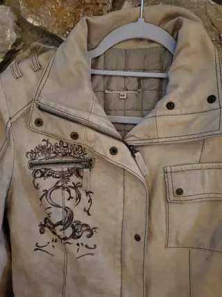 Chaqueta de piel beige mujer