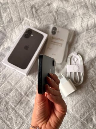 iPhone 16 128GB Preto Caixa