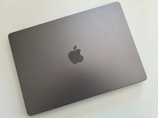 MacBook Pro 14” M3 Gris - 2023