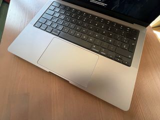 MacBook Pro 14” M3 Gris - 2023
