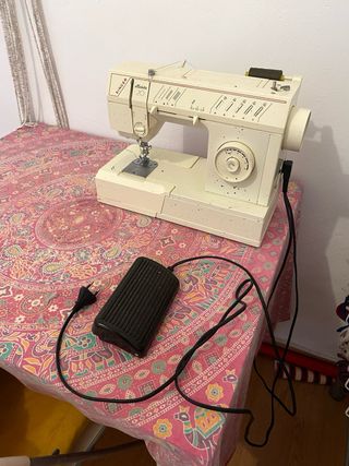 Máquina de coser Singer Melodie 20