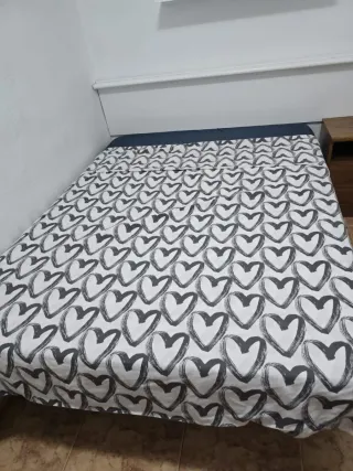 Ropa de cama matrimonio gris y blanco
