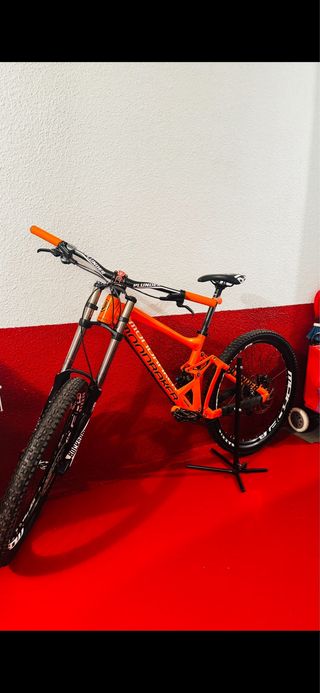 Bicicleta Mondraker Fluor
