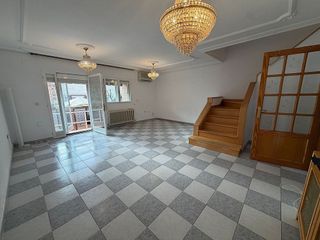 Casa pareada en alquiler en Ajalvir