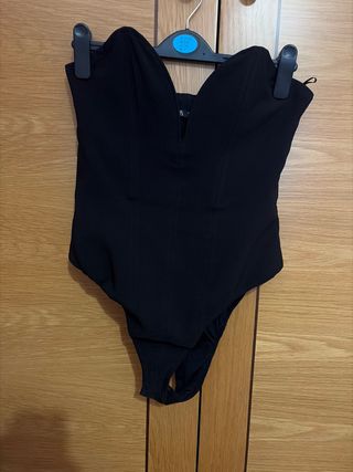Body negro escotado