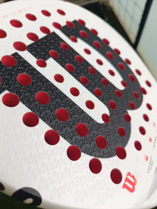 Pala Wilson casi nueva. Cambio x Air viper o vendo