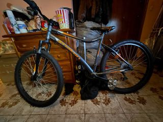 Bicicleta Anakon Premium