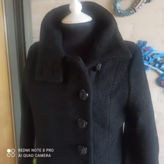 Abrigo Desigual Negro con Bordados