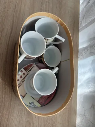 Juego café italiano 6 tazas y platos NUEVO