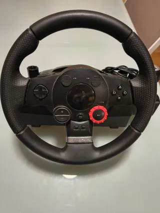 Volante Logitech PC y PS3