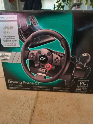 Volante Logitech PC y PS3