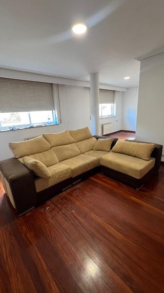 Sofá Chaiselongue Beige y Marrón