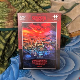 Puzzle Stranger Things 2000 pezzi Netflix new