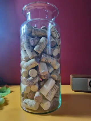 Jarrón/Urna de cristal 30\13{ cm} con colección