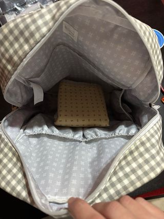 Mochila Walking Mum cuadros gris y blanco