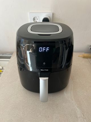 Freidora de Aire Salter Negra