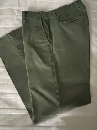 Pantalón chico GAP talla 31/32 verde
