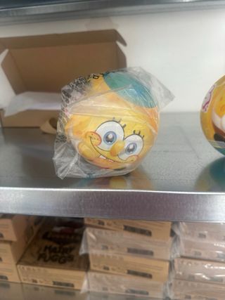 Juguete redondo Spongebob con hamburguesa