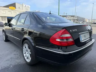 Mercedes-Benz Clase E 2005