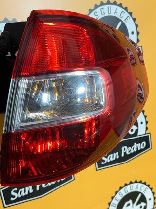 Piloto Trasero Renault Koleos