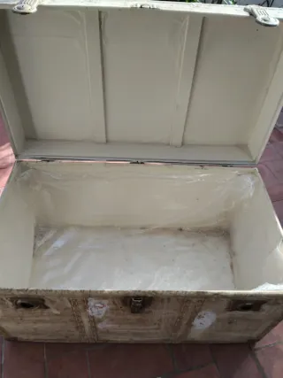 Baúl vintage para restaurar