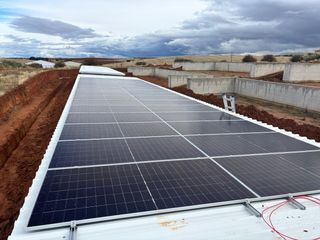 Servicio de electricidad y fotovoltaica