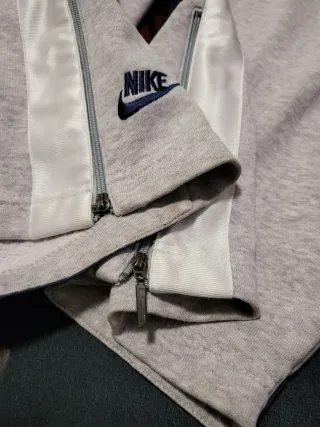 Pantaloni sportivi Nike grigi Y2K