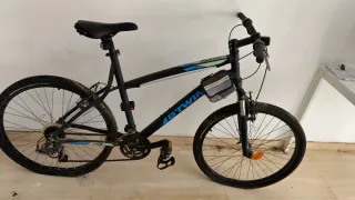 Bicicleta de Montaña B'TWIN