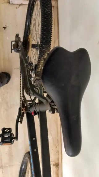 Bicicleta de Montaña B'TWIN