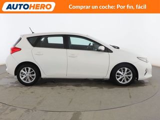 Toyota Auris 2.0 D-4D Active