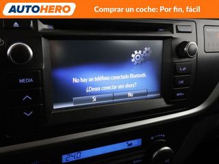 Toyota Auris 2.0 D-4D Active