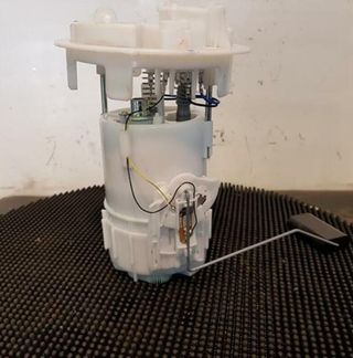 Peugeot 668931 bomba de combustible 9674466680 208