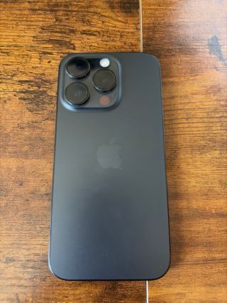 IPHONE 15 PRO IMPECABLE!