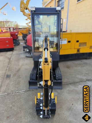 MINIEXCAVADORA AGT 2024
