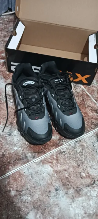 Nike Air Max DN8 (NUEVO)