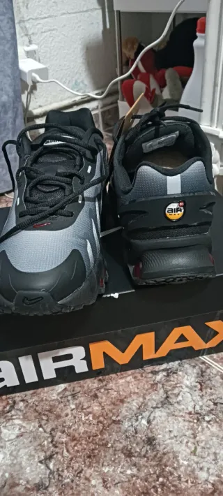 Nike Air Max DN8 (NUEVO)